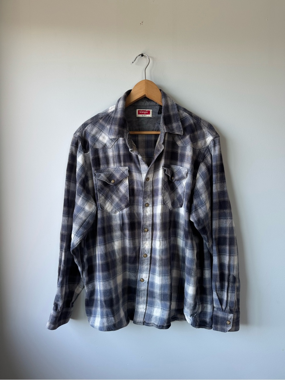(XL) Women’s Wrangler Plaid Flannel Shirt